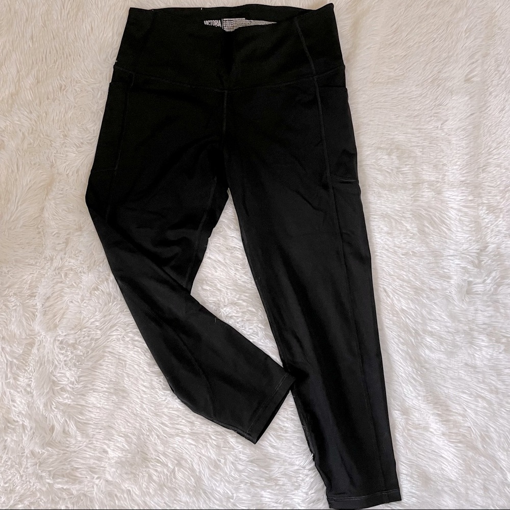 Victoria’s Secret sport leggings